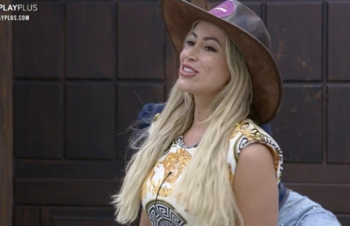 Carol Narizinho
