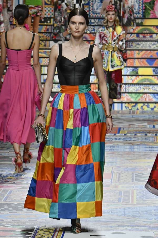 Look da passarela da Dolce & Gabbana de primavera/verão 2021