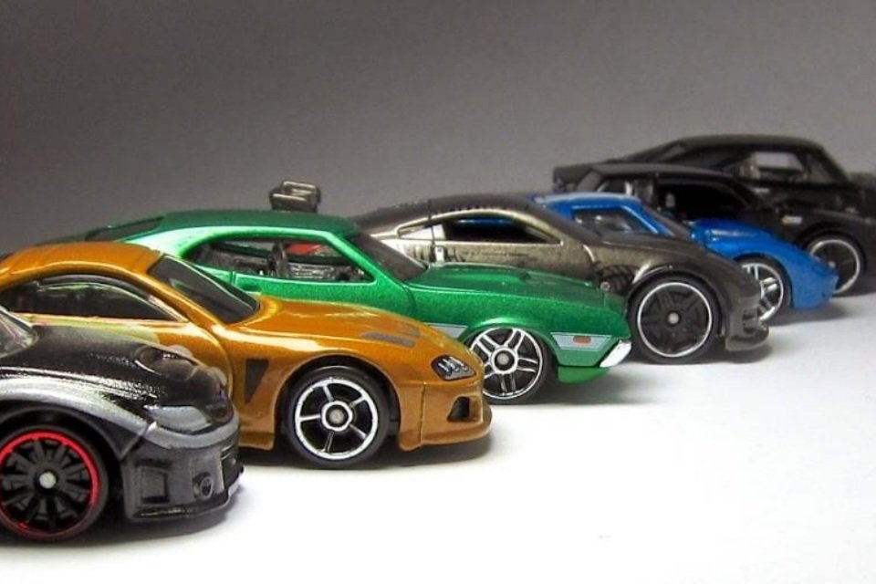 5 Carrinhos Batmóvel, Coringa Movel Original Hot Wheels