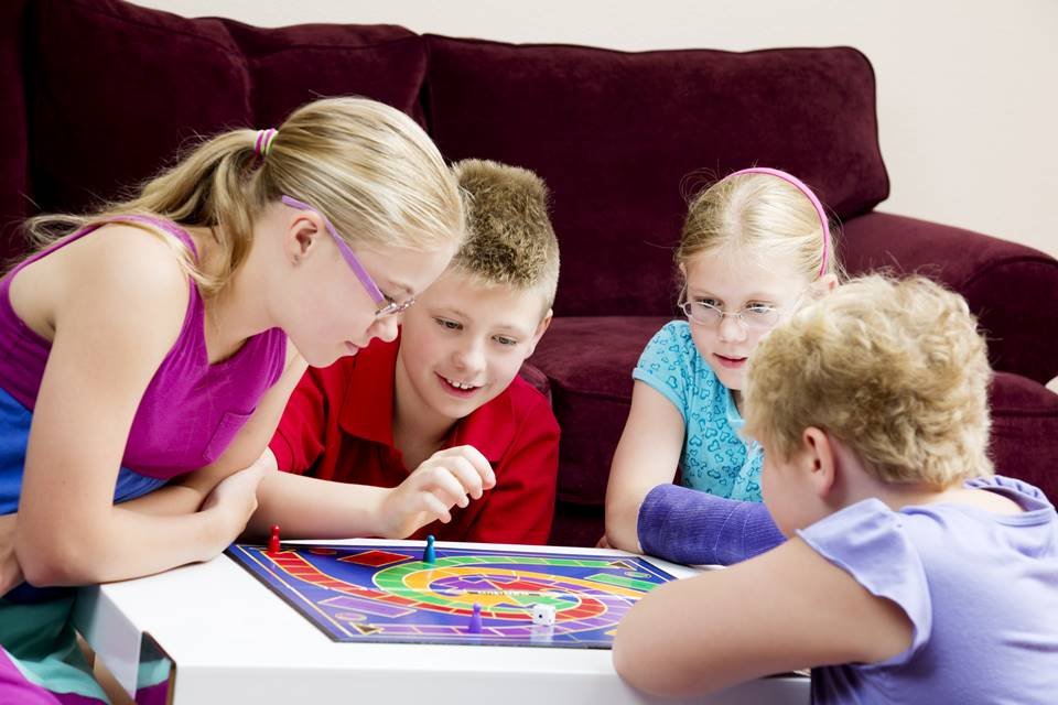 Dia das Crianças: jogos educativos para aprender brincando