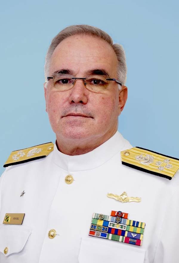 Almirante Leonardo Puntel, do STM