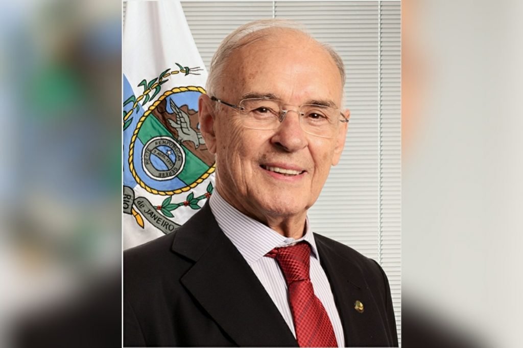 Senador Arolde de Oliveira