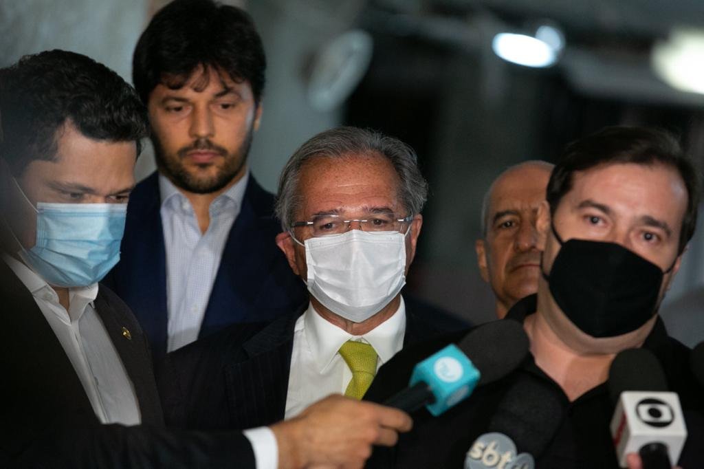 Paulo Guedes e Rodrigo Maia selam a paz