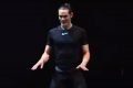 Cavani praticando balé