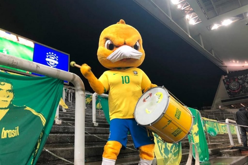Torcida Do Corinthians Protesta Contra Canarinho No Jogo Da Selecao