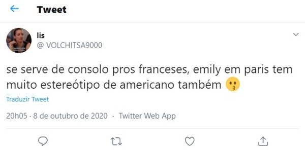 Comentário no Twitter sobre a série Emily in Paris, da Netflix