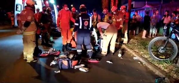 Bombeiros socorrem ciclistas atropelados