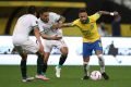 Neymar enfrenta a Bolívia