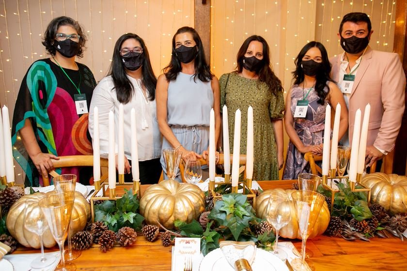 Lorene Neves, Michelle Cintra, Paula Montalvão, Eliane Nasr, karla Nasr e Bruno Maxime