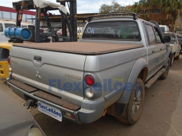 Mitsubishi L200 Leilão Detran