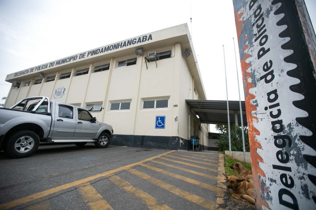 Crianca decapitada em Pindamonhangaba