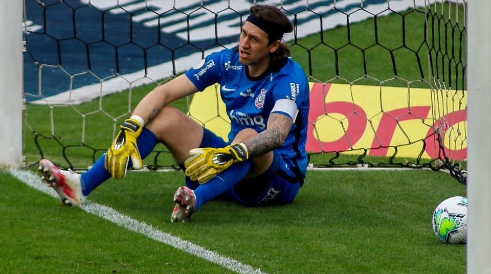 Goleiro Cássio