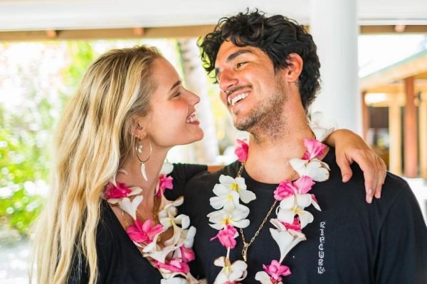 Gabriel Medina e Yasmin Brunet são casados