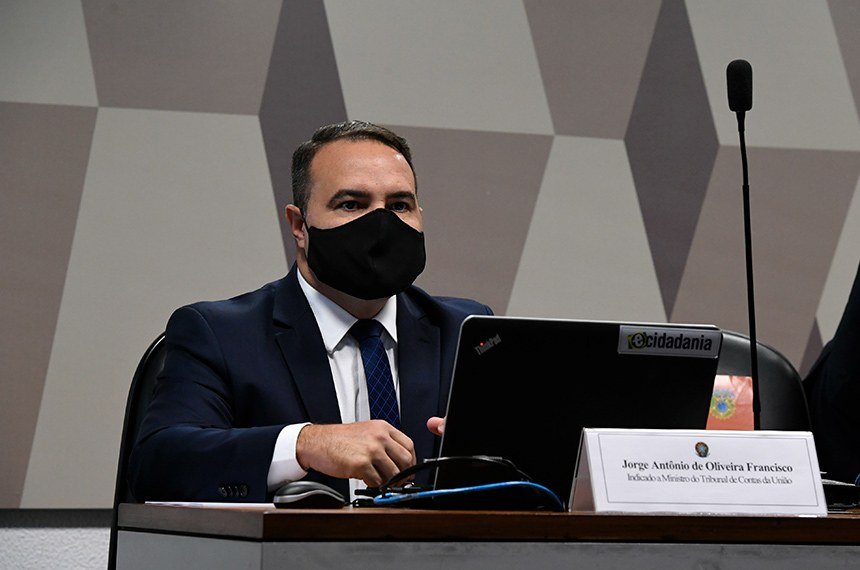 Senado aprova a indicação de Jorge Oliveira para ministro do TCU