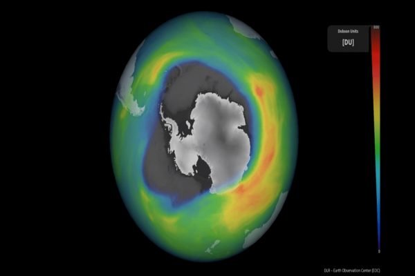Buraco de ozônio de 2021 é maior que a Antártida
