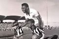 Pelé no estádio Pelezão