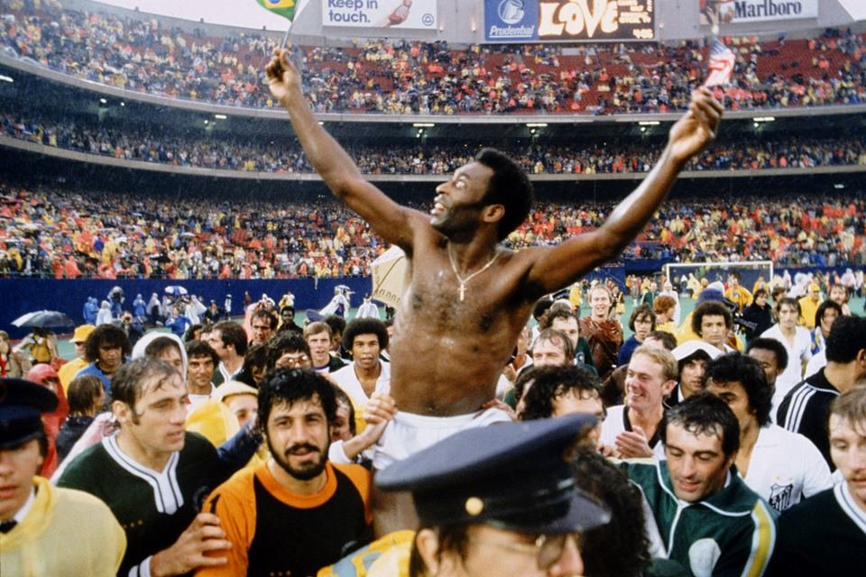 Morreu Pelé, considerado um dos melhores jogadores da história do futebol –  RNA