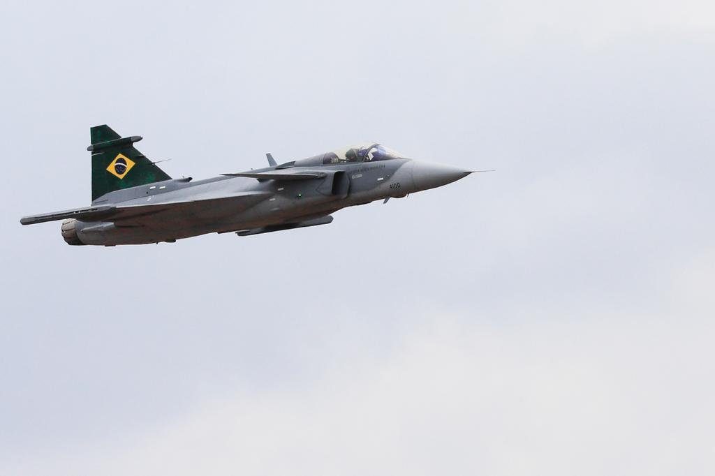 FAB caça de fabricação sueca F-398