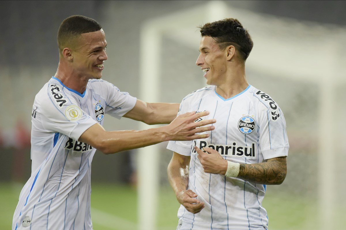 Everton salva o Grêmio e vira maior artilheiro da Arena - Grêmio