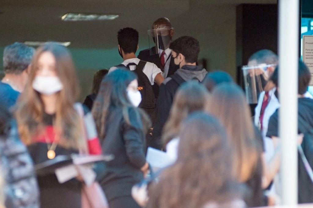 Volta às aulas em meio à pandemia