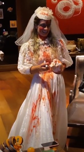 Festa de Haloween Giovanna Ewbank