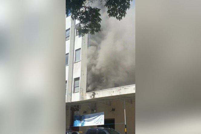 Incêndio atinge hospital federal na zona norte do Rio de Janeiro