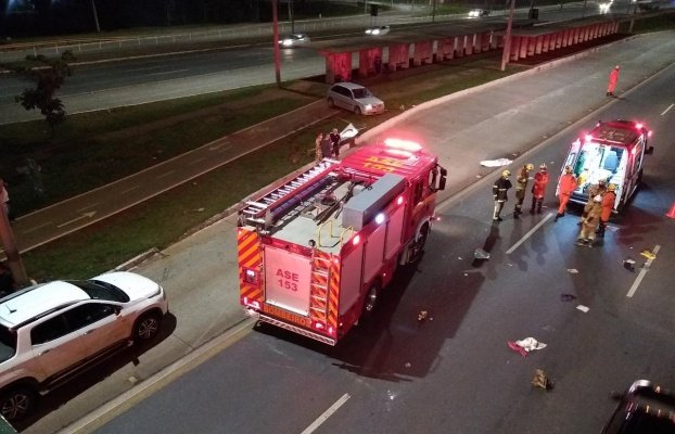 caminhão dos bombeiros