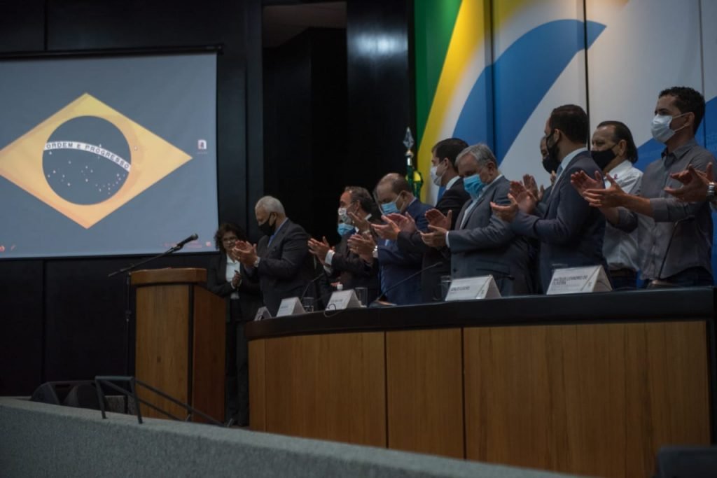 cerimonia de assinatura de regularizacao fundiaria de vicente pires no ministerio da economia5