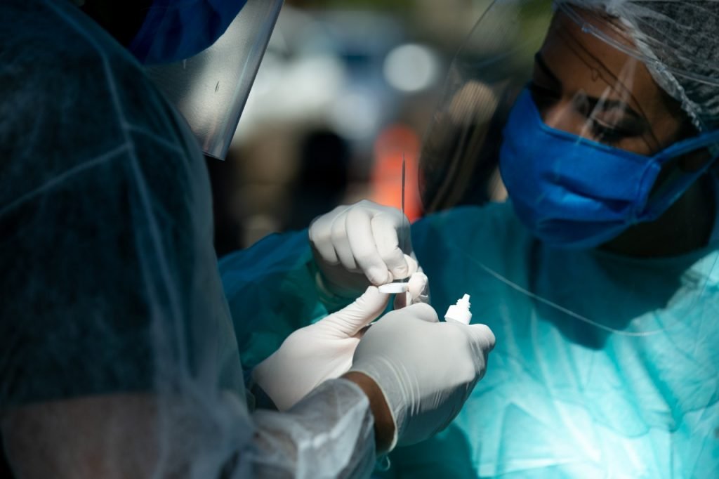 teste exame de covid-19 brasil coronavirus
