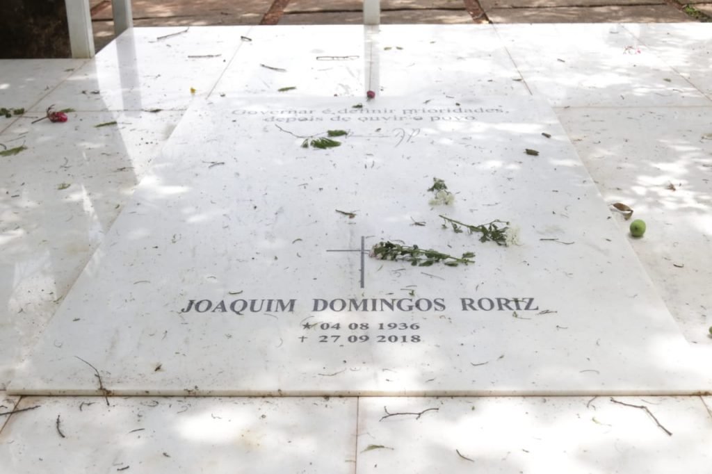 Túmulo de Joaquim Roriz