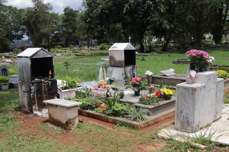 Túmulo de Ana Lídia