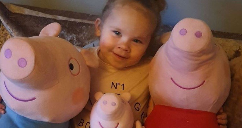 Polêmica: mãe trola filha de 3 anos, fã de Peppa Pig, com carcaça