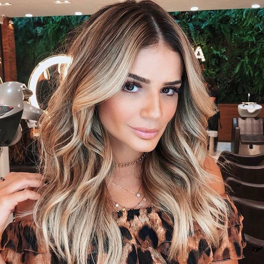 Thássia Naves