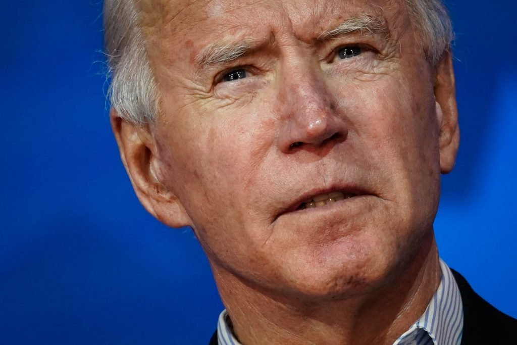 candidato joe biden durante pronunciamento