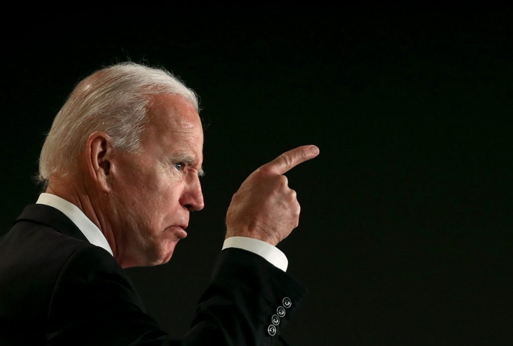 candidato joe biden durante pronunciamento