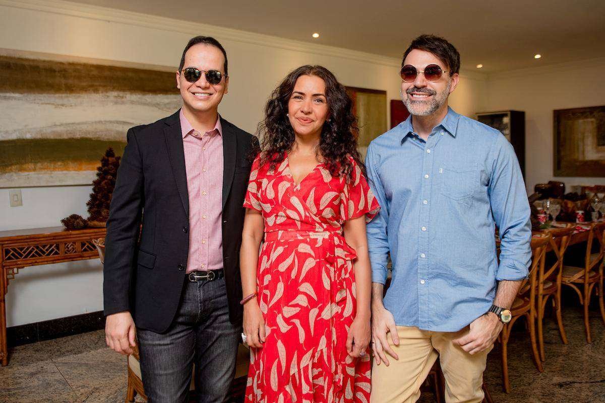 Brasília (DF), 06/11/2020. Fabiani Christine, Gabriela Alcoforado e Khenia Gomes convidam para almoço petit comite de lançamento do Especial de Natal das marcas Remembear, Vinalla Vinhos e Degustare. Foto: Jacqueline Lisboa/Especial Metrópoles