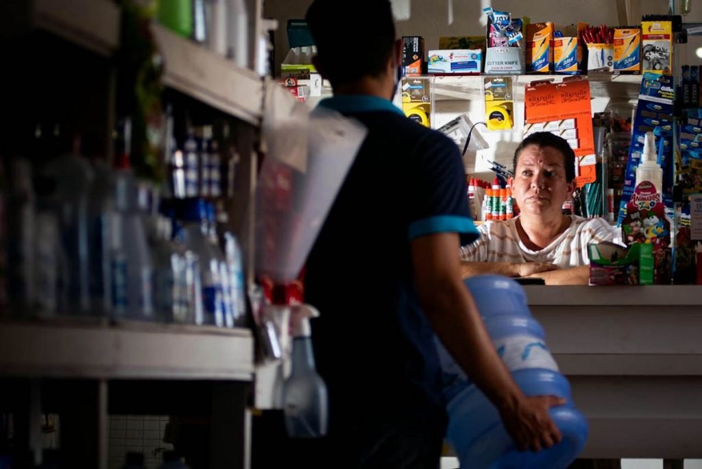 Crise no abastecimento faz preço do galão de água mais que dobrar no Amapá