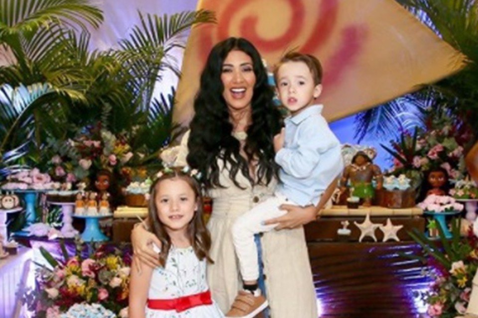 Simaria e família
