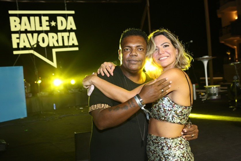 Baile da Favorita - MC Marcinho e Carol Sampaio 