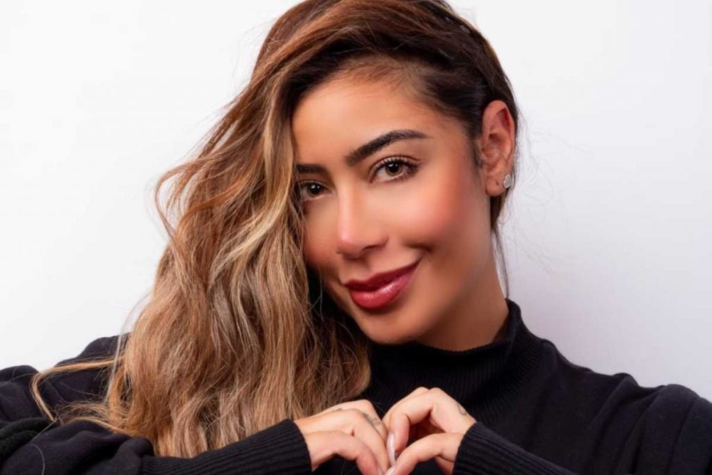 Rafaella Santos