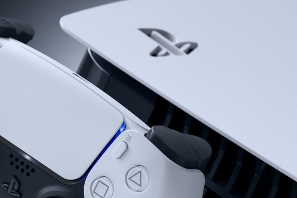 PS5 vs Xbox: Sony já vendeu quase o dobro de consoles que a Microsoft 