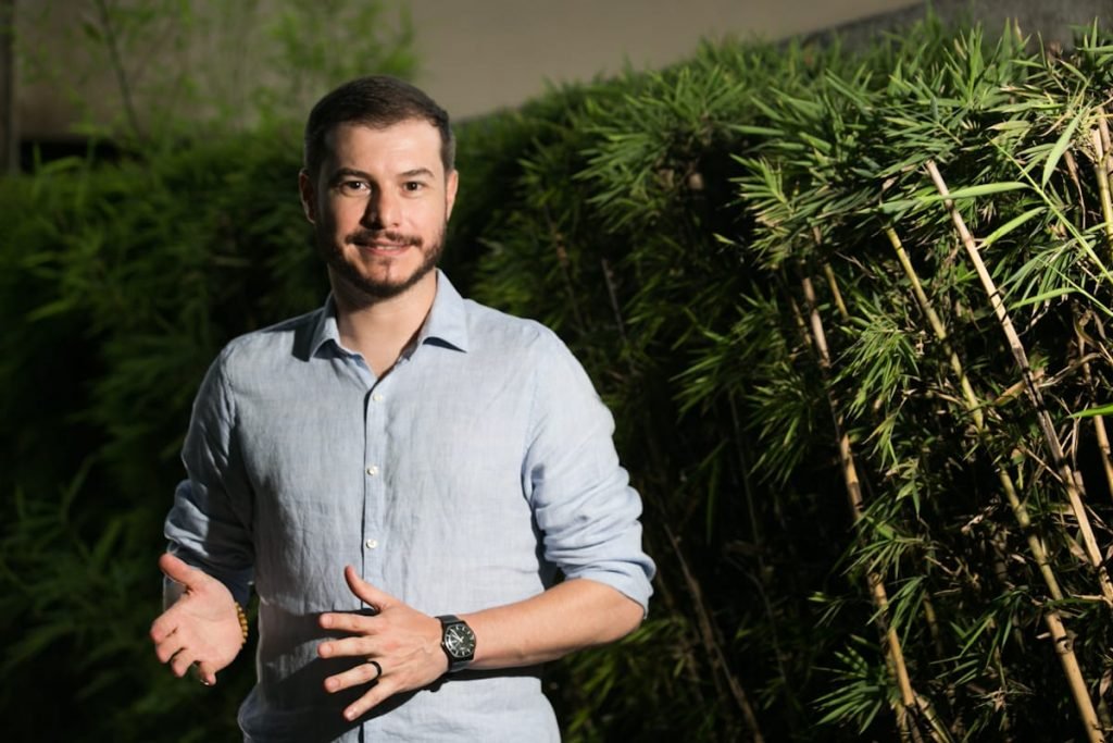 Presidente do PSol, Juliano Medeiros, fala sobre eleições 2020