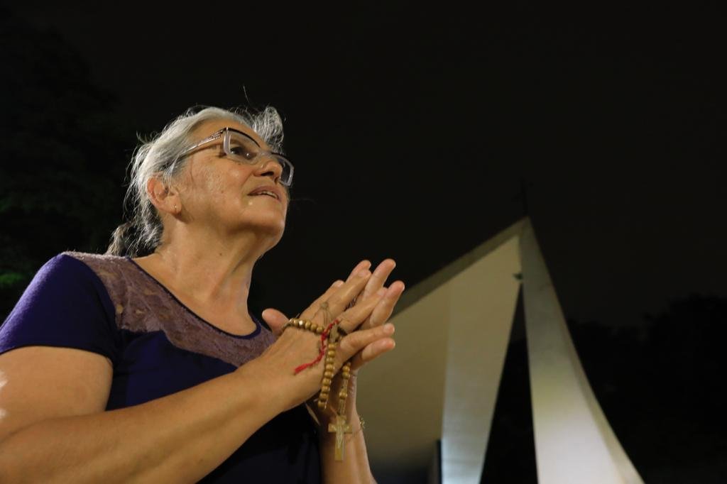 Igrejinha de Brasília sendo vigiada por segurança contratada pelo párocos 9