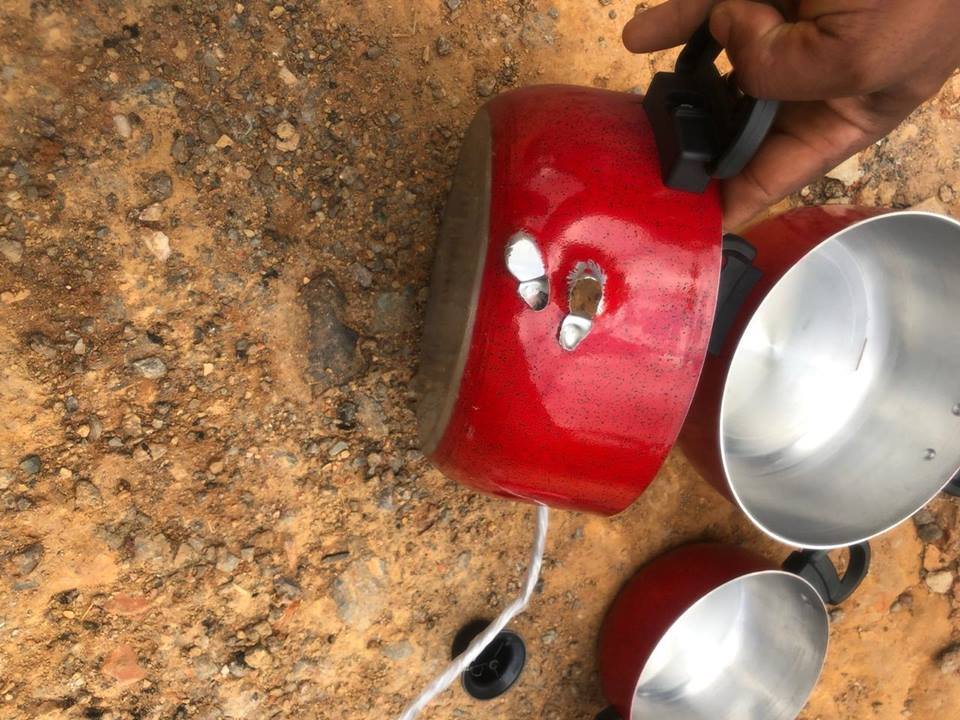 Panela salva homem de tiro