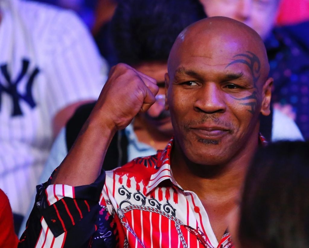 Foto colorida de Mike Tyson