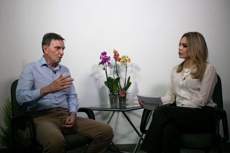 Marcelo Crivella em entrevista para Rachel Sheherazade