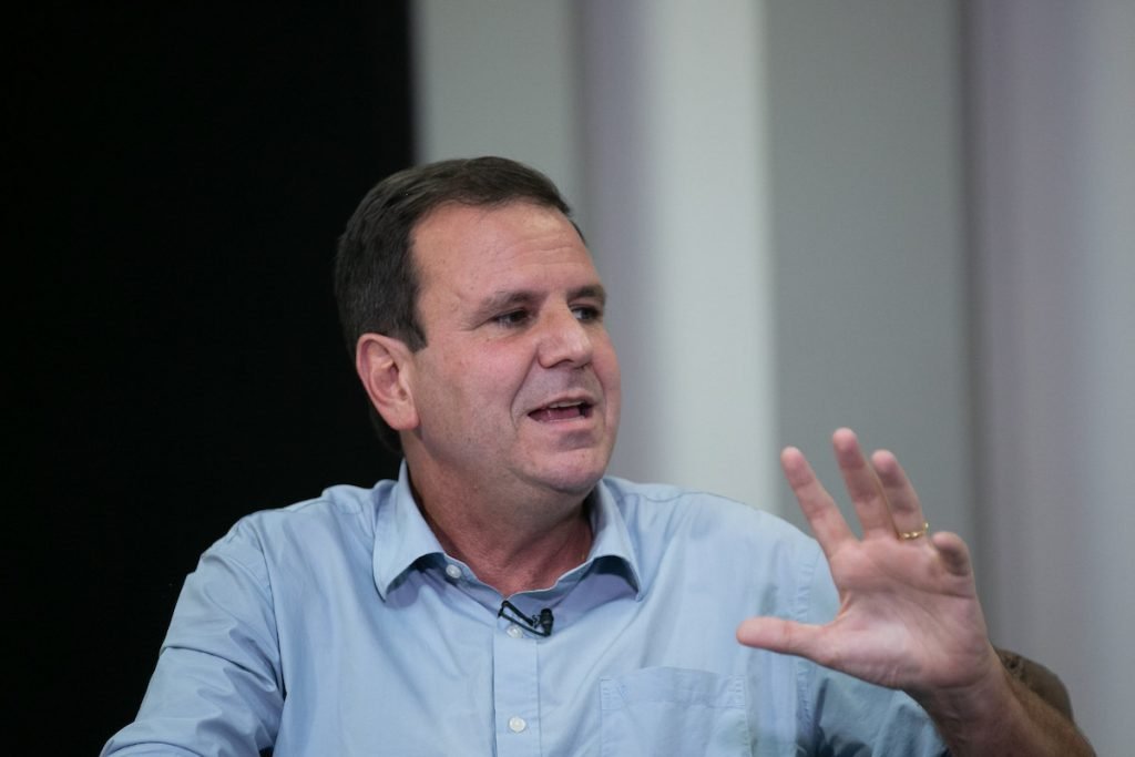 Eduardo Paes conversa com Raquel Sheherazade para o Metrópoles