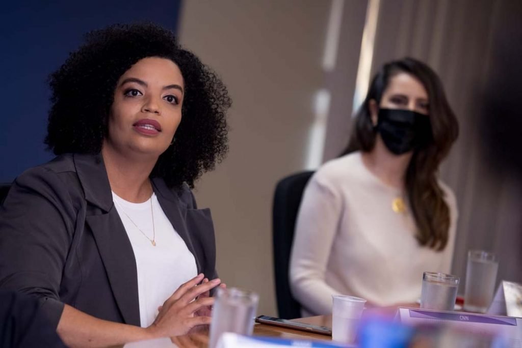 Live Abordagem Midiática em crimes de violência contra número realizada no Palácio da Justiça.