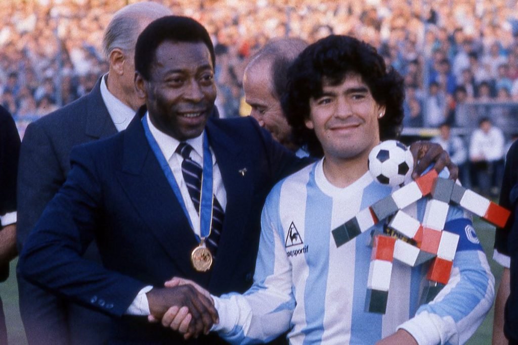 Outubro, mês do 10' em homenagem a Pelé e Maradona - CONMEBOL