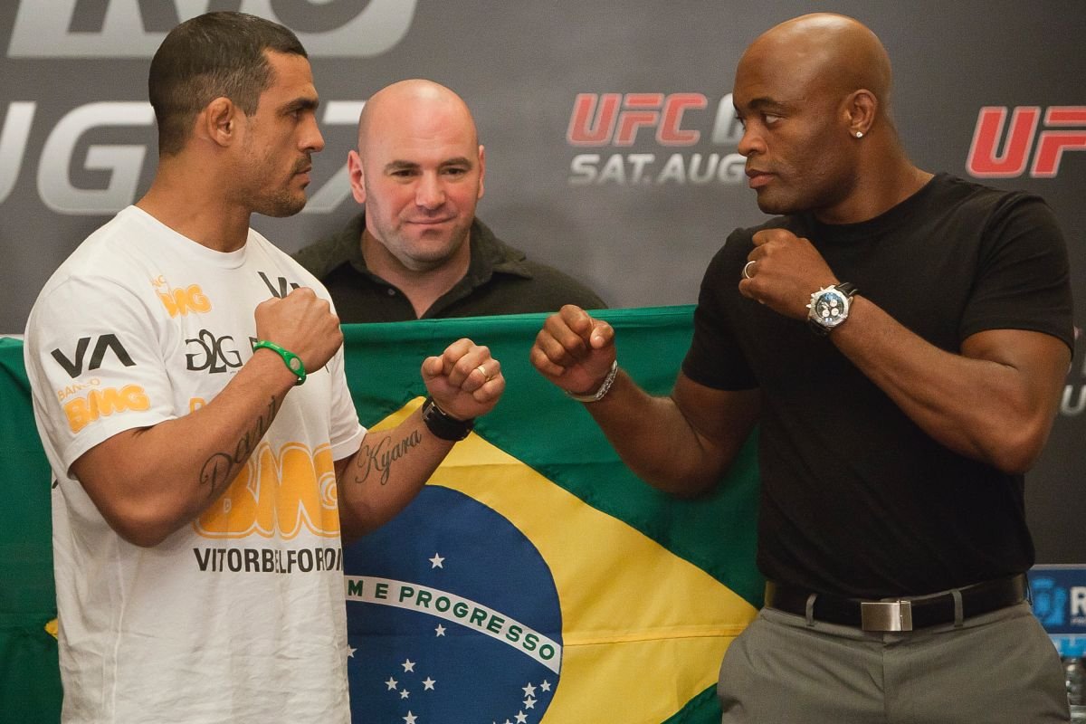 “Está vivendo daquele chute”, diz Vitor Belfort, provocando Anderson Silva Metrópoles “Está vivendo daquele chute”, diz Vitor Belfort, provocando Anderson Silva Metrópoles